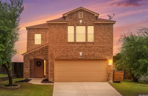 5747 Columbia Dr, Cibolo, TX 78108