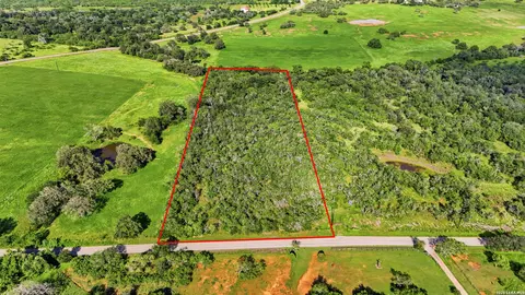 385 Marrou Rd, Seguin, TX 78155