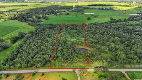 445 Marrou Rd, Seguin, TX 78155