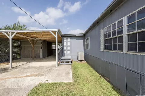 Other - 703 S Baylor, Cotulla, TX 78014 photo 15 of 22