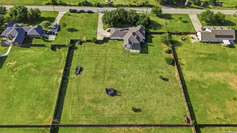 View/Area - 1860 County Road 6710, Lytle, TX 78052 photo 5 of 13