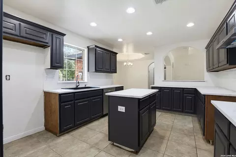 Kitchen - 1860 County Road 6710, Lytle, TX 78052 photo 4 of 5