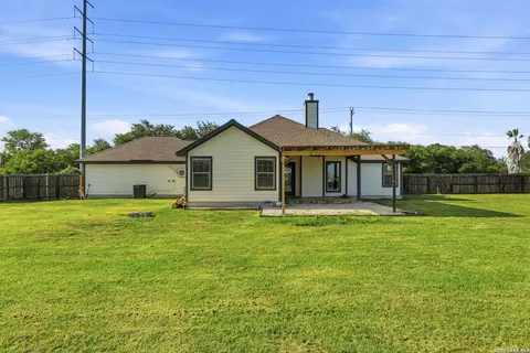 Other - 1860 County Road 6710, Lytle, TX 78052 photo 8 of 9