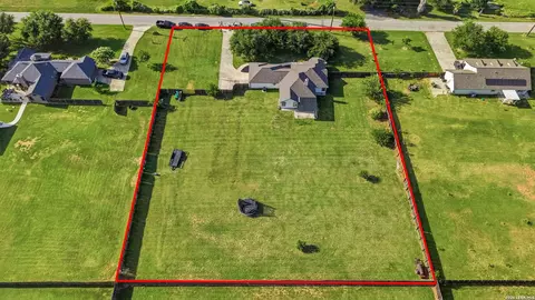 View/Area - 1860 County Road 6710, Lytle, TX 78052 photo 3 of 13