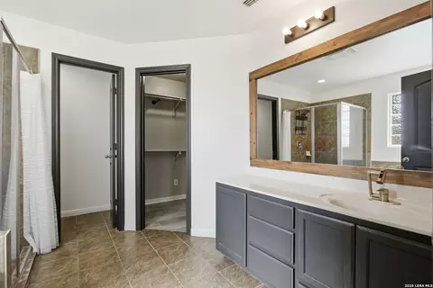 Bath - 1860 County Road 6710, Lytle, TX 78052 photo 1 of 3