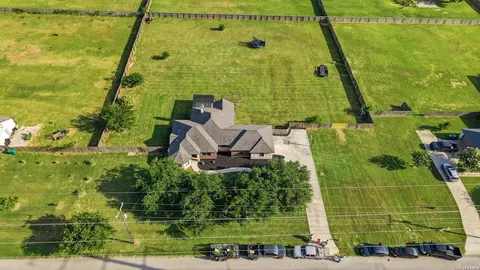 View/Area - 1860 County Road 6710, Lytle, TX 78052 photo 2 of 13