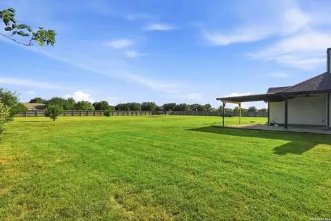 Exterior - 1860 County Road 6710, Lytle, TX 78052 photo 7 of 7
