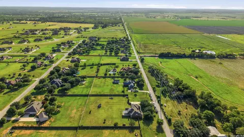 View/Area - 1860 County Road 6710, Lytle, TX 78052 photo 11 of 13
