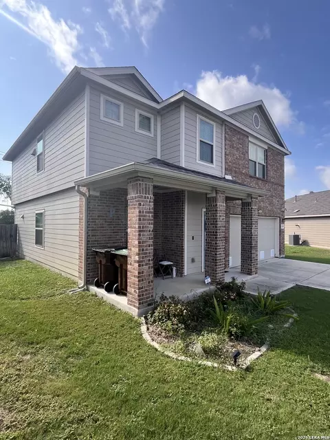 2418 Marbach Woods, San Antonio, TX 78245