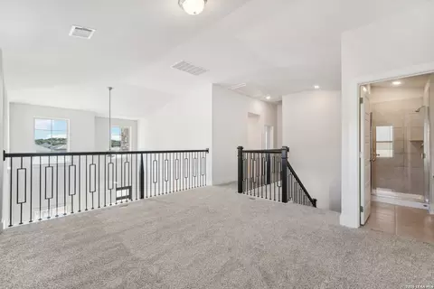 Entry Way - 2948 Junction Bay Blank, Converse, TX 78109 photo 4 of 9