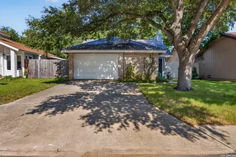 8020 Orchard Bnd, San Antonio, TX 78250