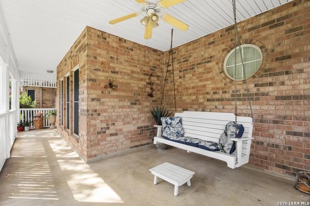 2618 Fairfield Bend Dr, San Antonio, TX 78231