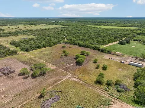 lot S 4401-4404 Avenue M, Christine, TX 78012