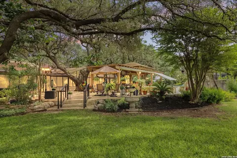 9477 Windwood Dr, Boerne, TX 78006