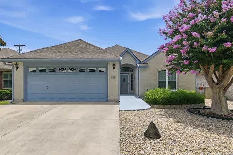 1559 Golden Sage Dr, Seguin, TX 78155