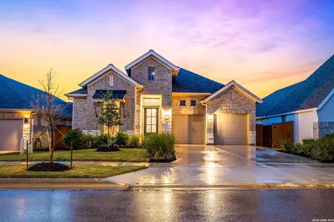 1838 Luna, New Braunfels, TX 78132