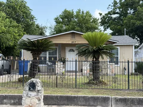 807 Kendalia, San Antonio, TX 78221