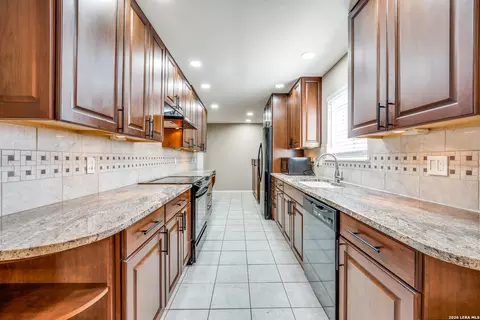 201 W Craig #N, San Antonio, TX 78212