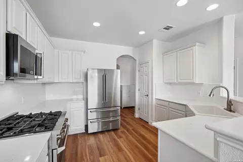 8435 Autry Bnd, San Antonio, TX 78254
