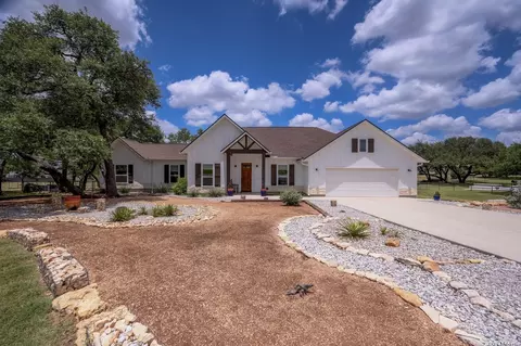 112 Nat Nolan, Blanco, TX 78606