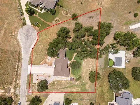 112 Nat Nolan, Blanco, TX 78606