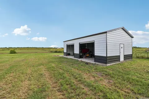 2629 Fm 1332, Jourdanton, TX 78026