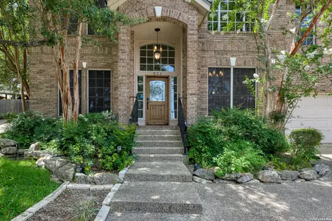 922 Riverstone Dr, San Antonio, TX 78258
