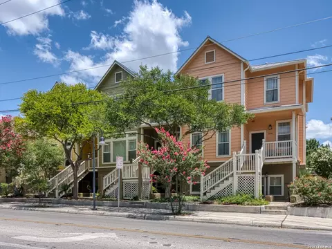 400 E Guenther St #1102, San Antonio, TX 78210