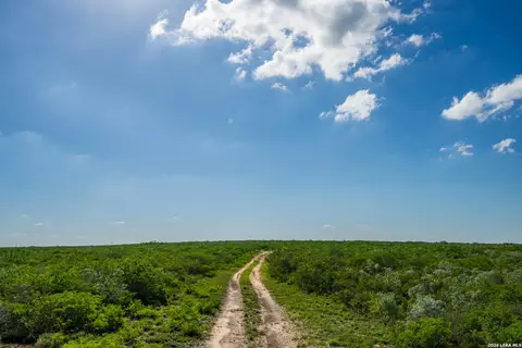 Other - 111 Los Lomas Ranch Rd, Freer, TX 78357 photo 10 of 27