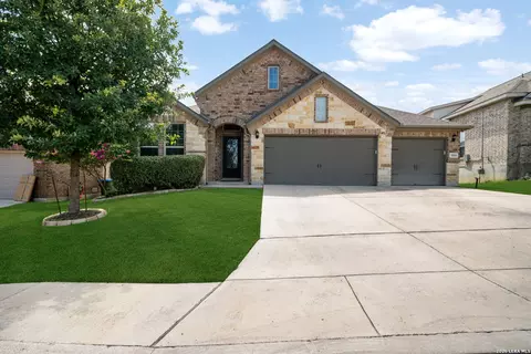1510 Snowy Owl Dr, San Antonio, TX 78245