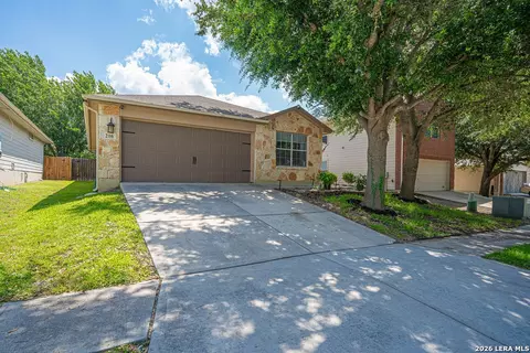 216 Hereford St, Cibolo, TX 78108