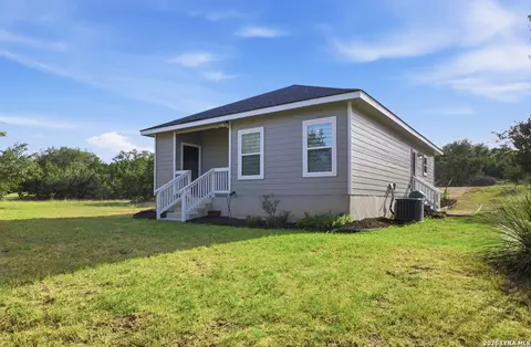 Exterior - 335 Cimarron, Spring Branch, TX 78070 photo 5 of 6