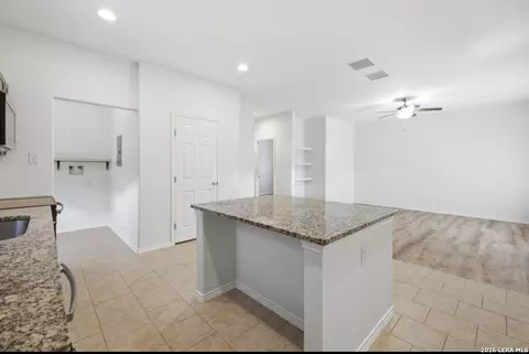 Entry Way - 335 Cimarron, Spring Branch, TX 78070 photo 2 of 3