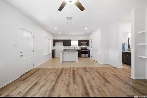 Living - 335 Cimarron, Spring Branch, TX 78070 photo 1 of 4
