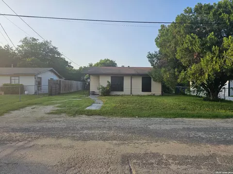 271 Wahrmund Ct, San Antonio, TX 78220