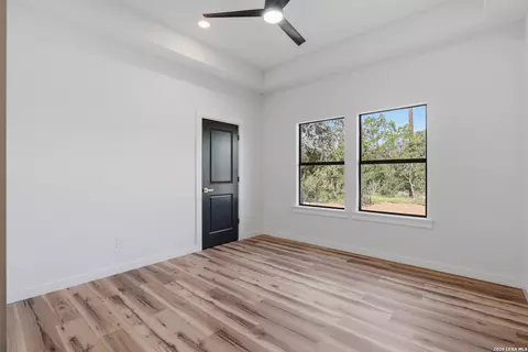 Bedroom - 799 Mockingbird Cv, Spring Branch, TX 78070 photo 4 of 4