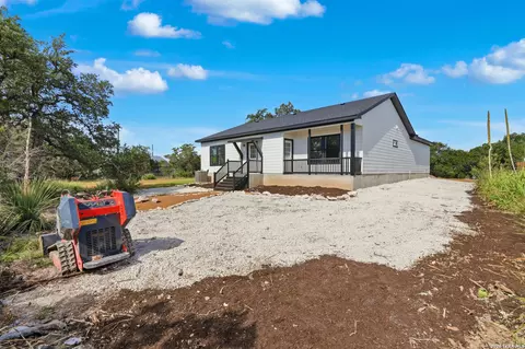 Exterior - 799 Mockingbird Cv, Spring Branch, TX 78070 photo 6 of 13