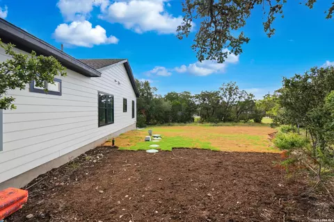 Exterior - 799 Mockingbird Cv, Spring Branch, TX 78070 photo 8 of 13