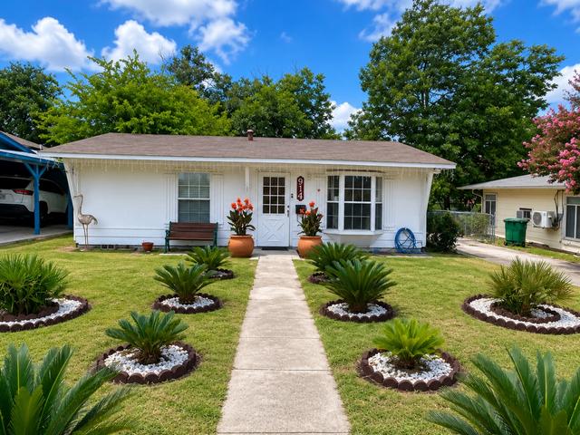 914 Glamis Ave, San Antonio, TX 78223