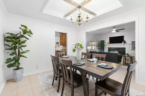 Dining - 6119 Crescent Fls, Windcrest, TX 78239 photo 2 of 4