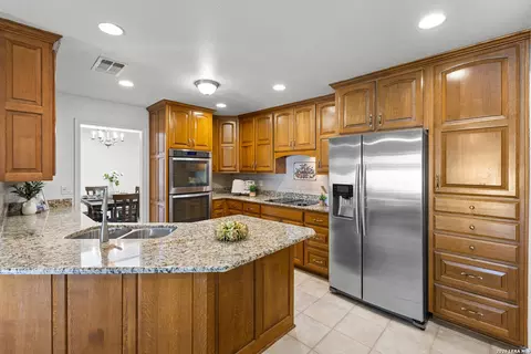 Kitchen - 6119 Crescent Fls, Windcrest, TX 78239 photo 1 of 3