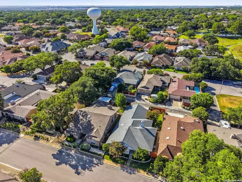 View/Area - 6119 Crescent Fls, Windcrest, TX 78239 photo 2 of 11