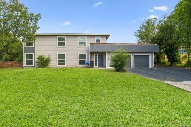 130 Senisa Dr, San Antonio, TX 78228
