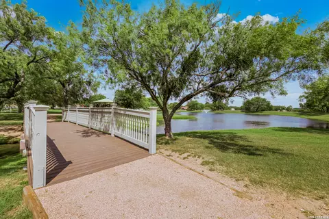 View/Area - 22707 Savannah Hts, Von Ormy, TX 78073 photo 2 of 2