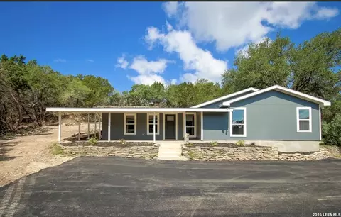 700 Firefly, Canyon Lake, TX 78133