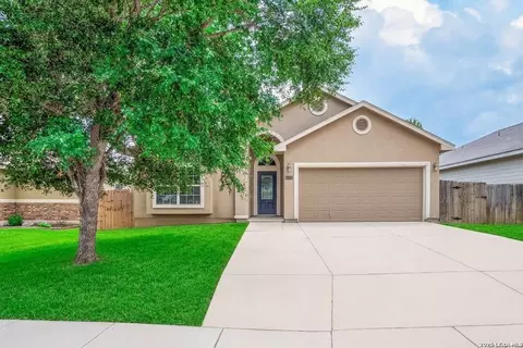 14411 Corral Ct, Elmendorf, TX 78112