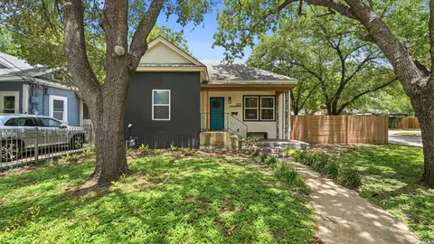 321 E Mistletoe, San Antonio, TX 78212