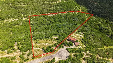 1183 County Road 273, Mico, TX 78056