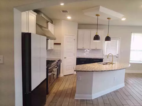 Kitchen - 3650 Blue Copper, Bulverde, TX 78163 photo 4 of 6