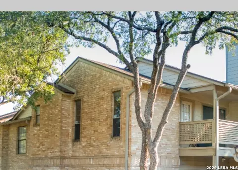 12446 Star Crst #404, San Antonio, TX 78216